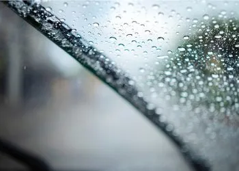 Improved visibility with NOVUS Glass of Southeast Shreveport rain repellent windshield service